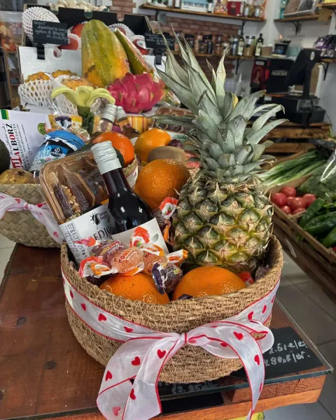 Корпоративна кошница — подаръчна кошница от Nat-Eco-Fruit