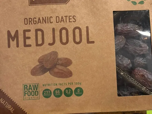 Опаковка Medjool King Premium фурми в Nat-Eco-Fruit — директен внос от Испания