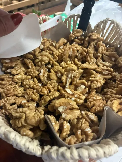 Сурови бадеми — продукт в Nat-Eco-Fruit, Велико Търново