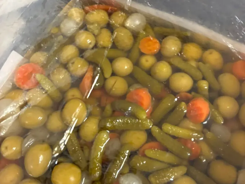 Испански деликатеси — маринован encurtidos микс и специалитети в Nat-Eco-Fruit